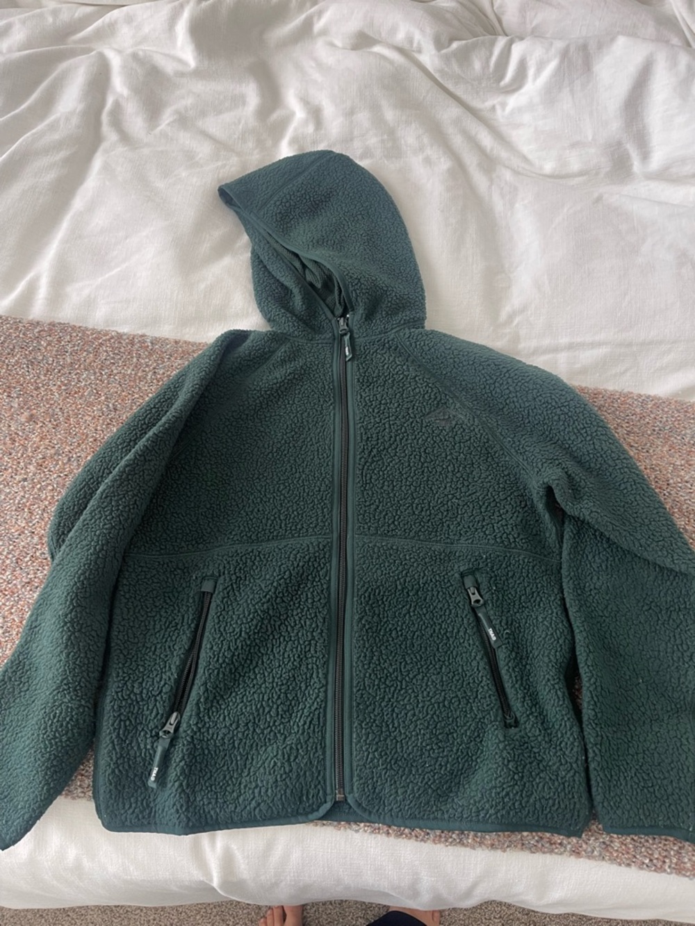 Aritzia TNA Polartec full zip fleece hoodie sweater